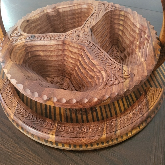 Wooden bowl - Picture 4 of 5